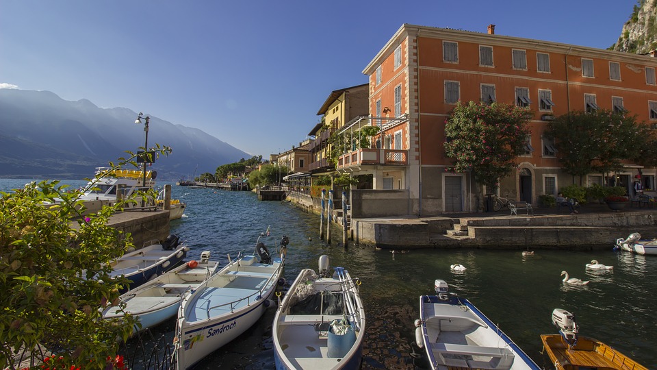 Gardasee (photo by holdi2017 / pixabay.com)